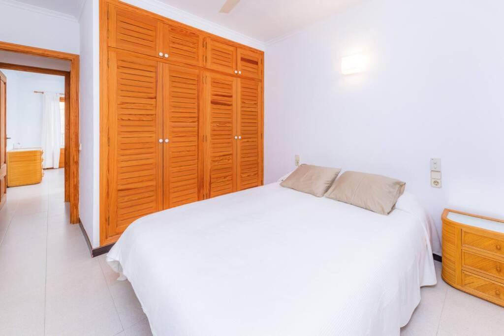 Beach House S'Illot Екстер'єр фото